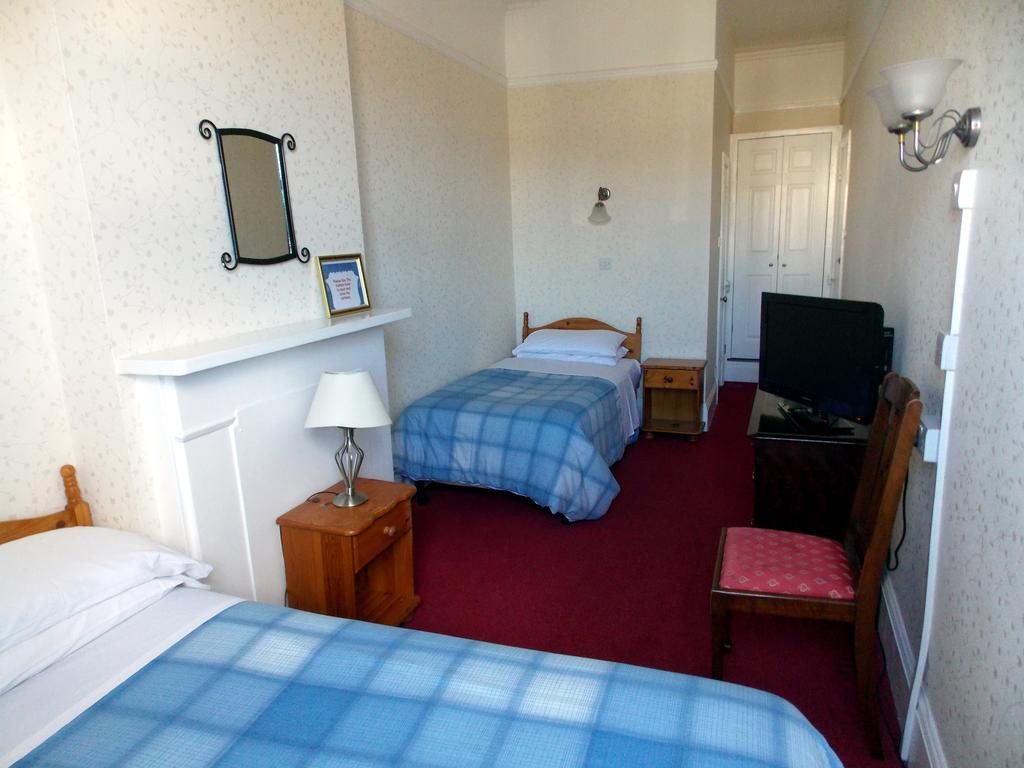 Dillons Hotel London Room photo