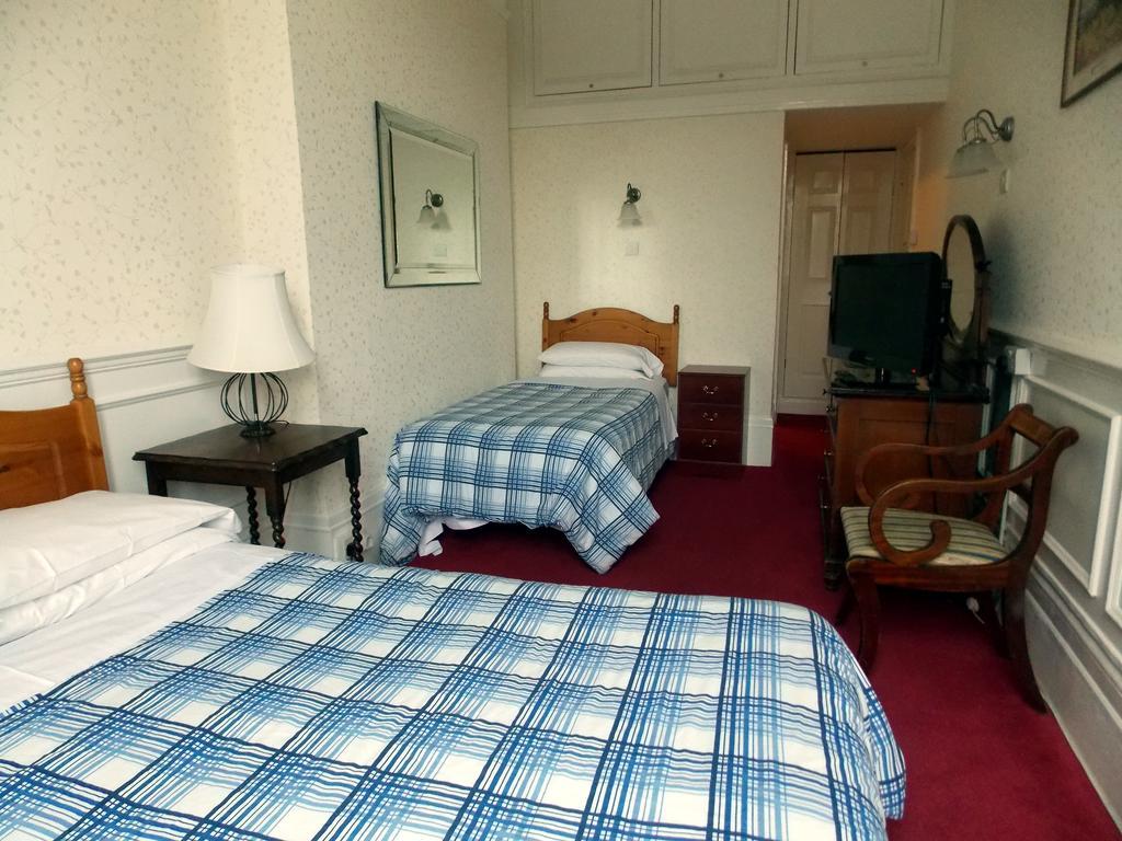 Dillons Hotel London Room photo